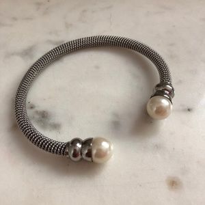 Cuff bracelet